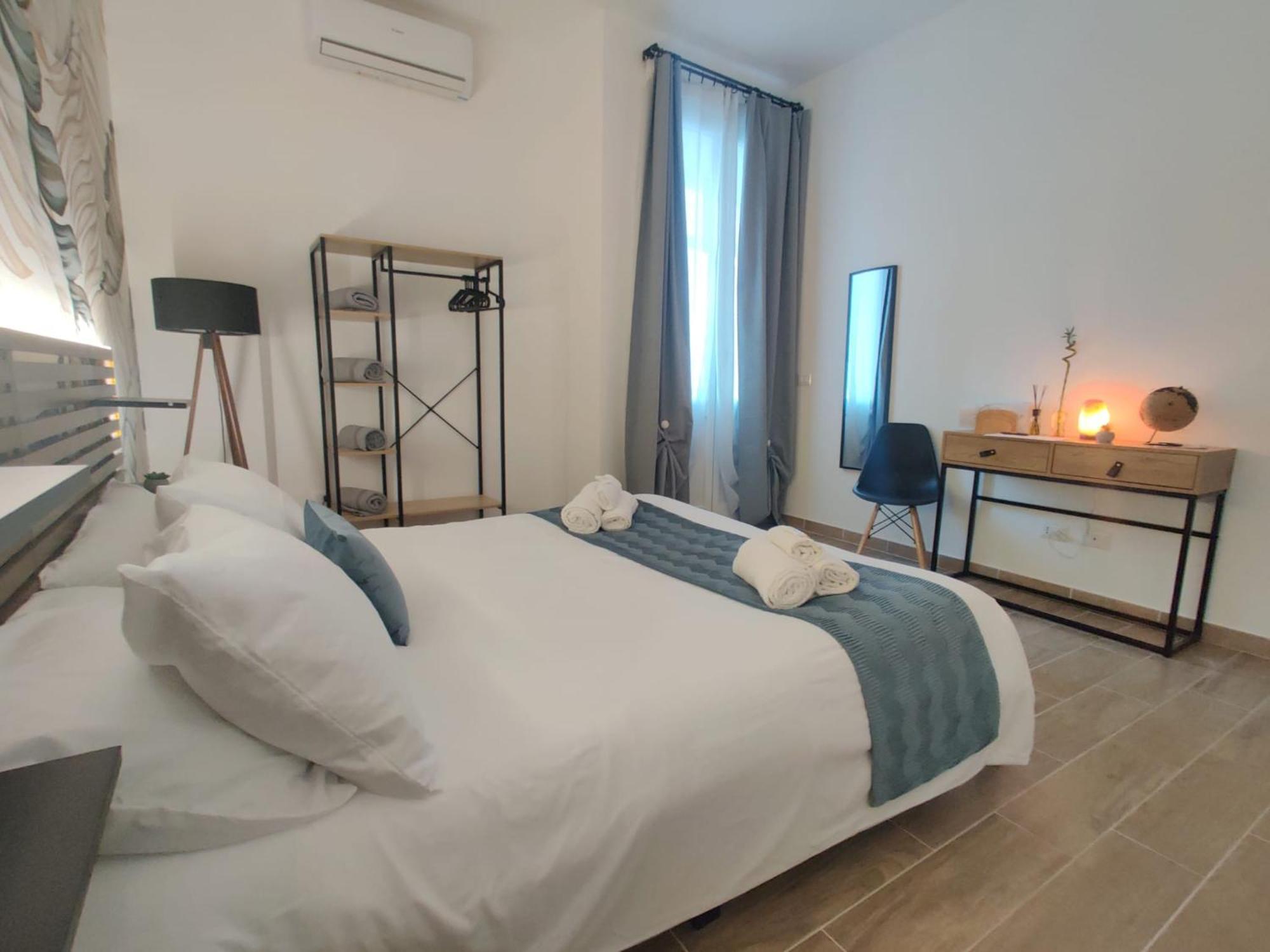Apartamento Agli Acquedotti, Con Giardino Privato
